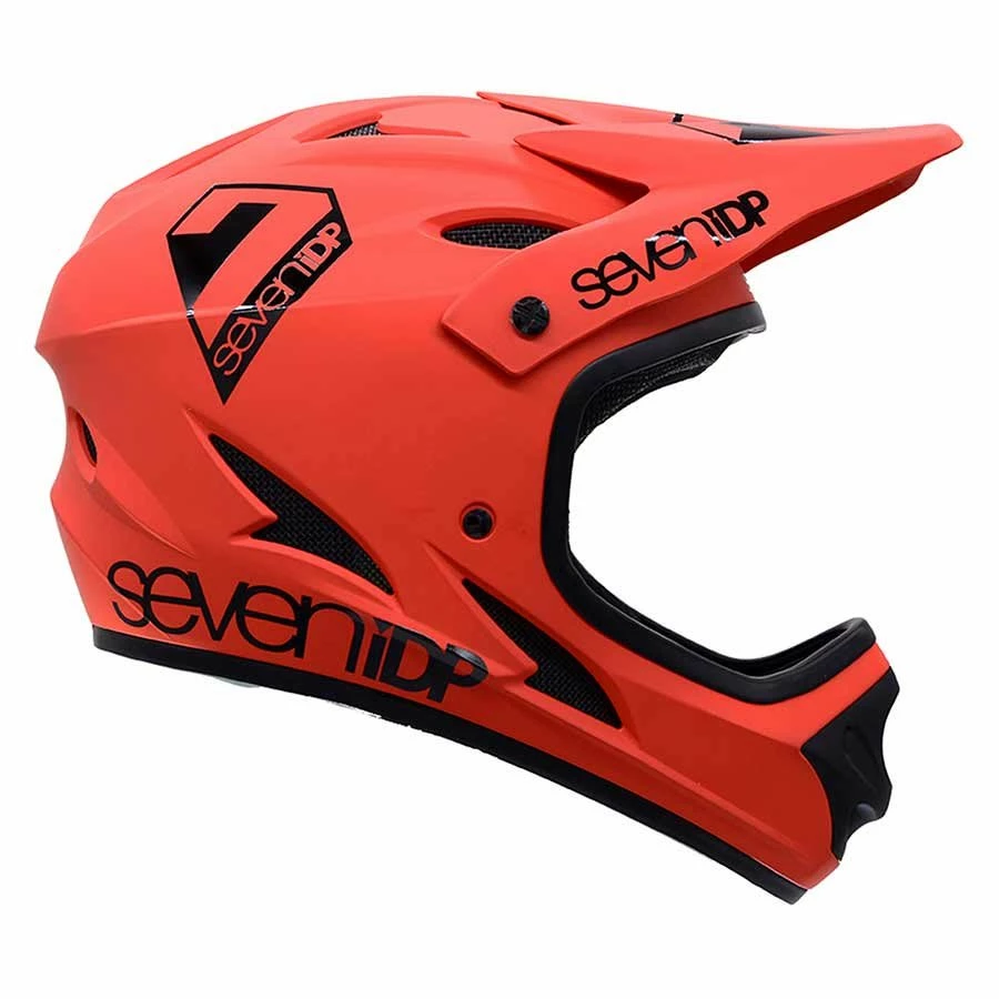 7iDP M1 Youth Full Face Helmet 2 7iDP M1 Youth Full Face Helmet