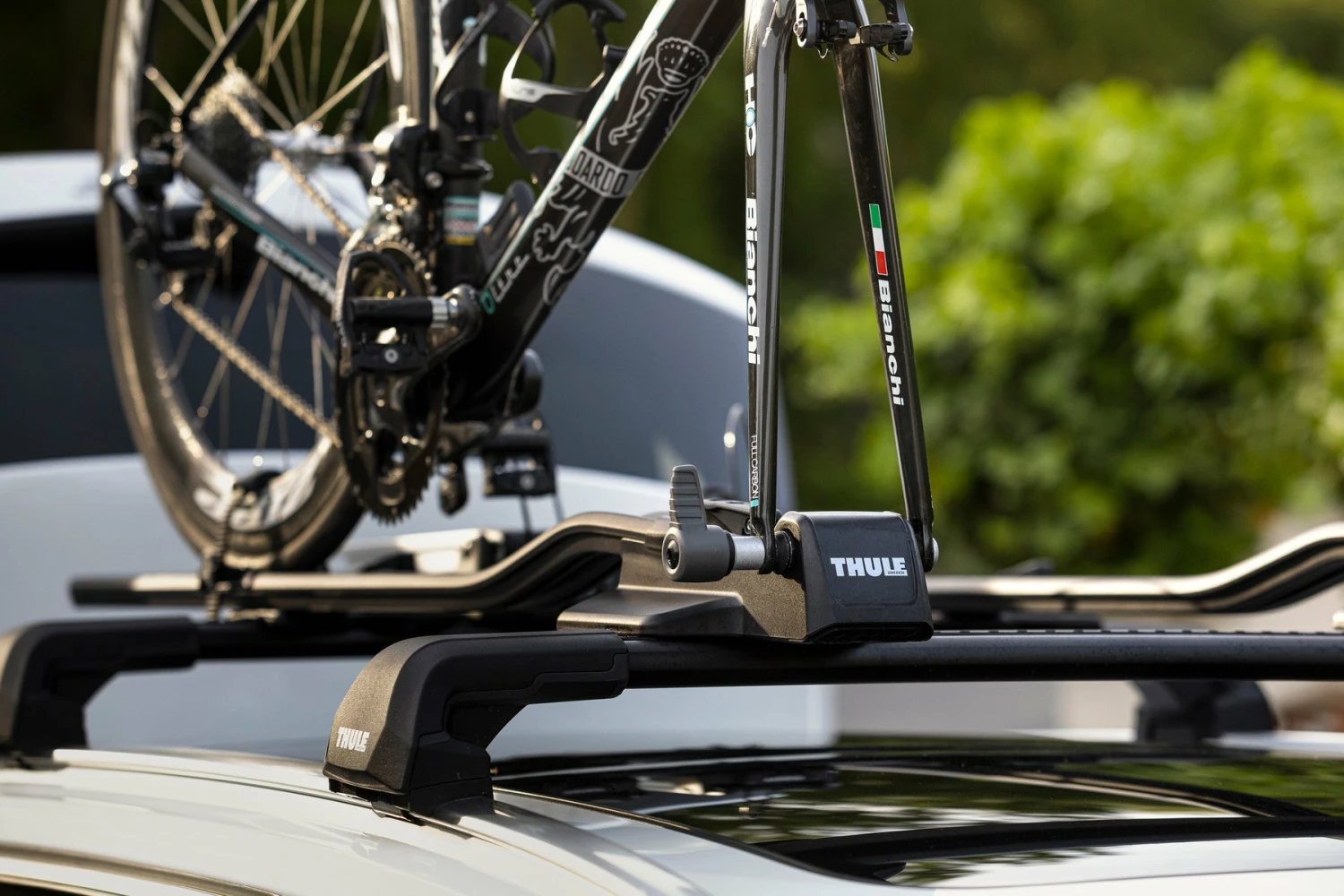 Thule FastRide Roof Mount Bike Carrier #564005 Racks / Storage 4 Thule FastRide Roof Mount Bike Carrier #564005 Racks / Storage